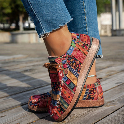 Zoé | Baskets Basses à Lacets avec Motif Ethnique