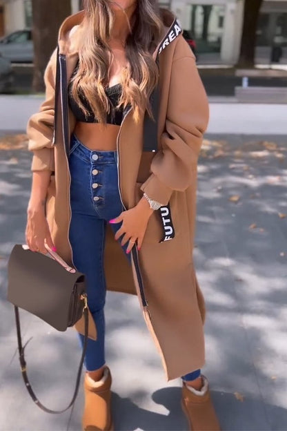 Roxane | Long Sweat à Capuche Urbain avec Lettres Brodées