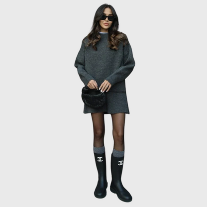 Chantal | Ensemble douillet en maille avec pull et jupe