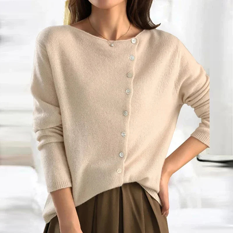 Élise | Pull en Maille Femme avec Boutonnage Asymétrique