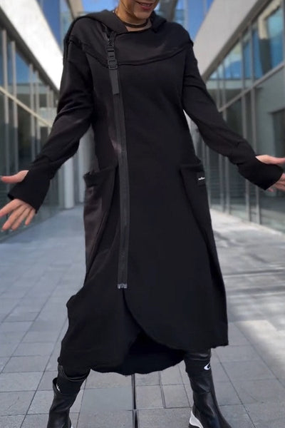 Clémence | Robe Asymétrique à Capuche à Manches Longues