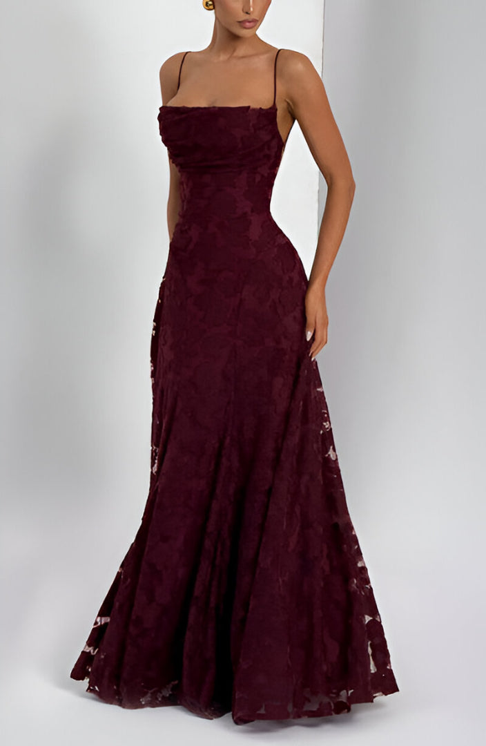 Valentine | Robe maxi à corset en dentelle