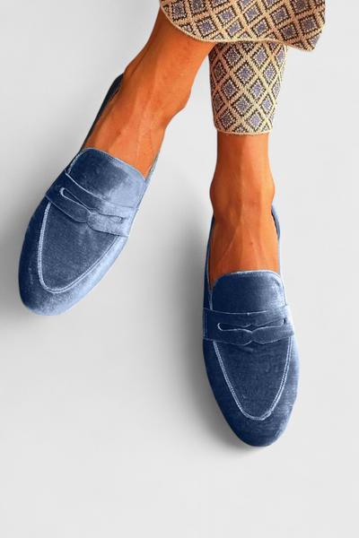 Isolde | Mocassin classique en velours bleu nuit