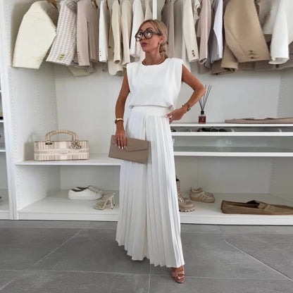 Axelle | Ensemble Minimaliste : Haut Sans Manches et Pantalon Plissé