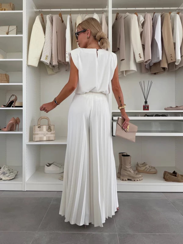 Axelle | Ensemble Minimaliste : Haut Sans Manches et Pantalon Plissé