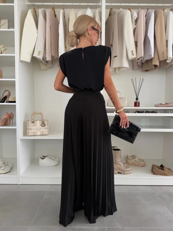 Axelle | Ensemble Minimaliste : Haut Sans Manches et Pantalon Plissé